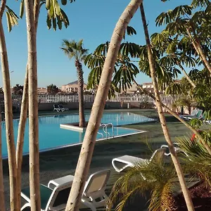 https://residencial-los-martines.adeje-hotels.com